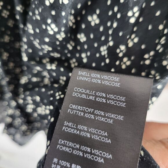 Urban Outfitters Black Mona Surplice Long Sleeve Romper M Womens Key Hole NWT - Picture 8 of 13